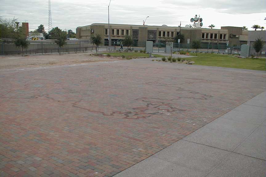 Large Picture of Irish Memorial Court Yard